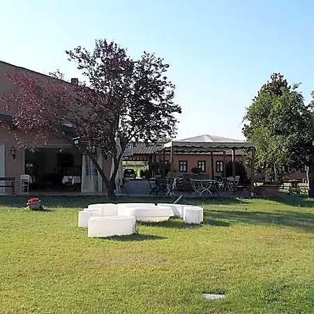 Antico Casale Le Fossate 3*
