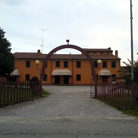 Antico Casale Le Fossate 3*