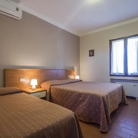 Antico Casale Le Fossate فندق